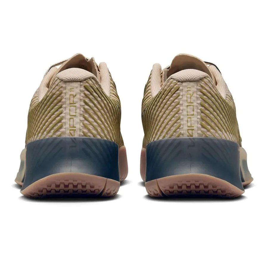 giay-pickeball-tenis-nike-court-vapor-11-premium-fn4735-101-mau-vang-685f6ee541d88-28062025112613